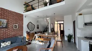 Semi Furnished Beautiful Town House at Embuldeniya, Close to Nugegoda