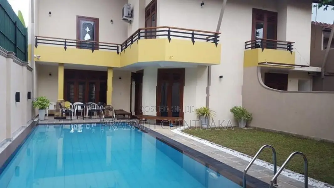 Luxury House for Rent in Kelaniya