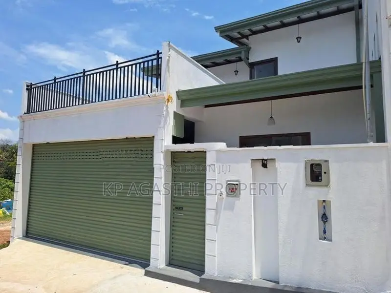 athurugiriya luxury house for sale
