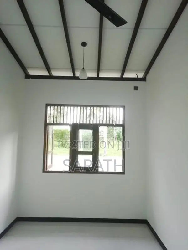 Strong structure single Storied House Sale Homagama