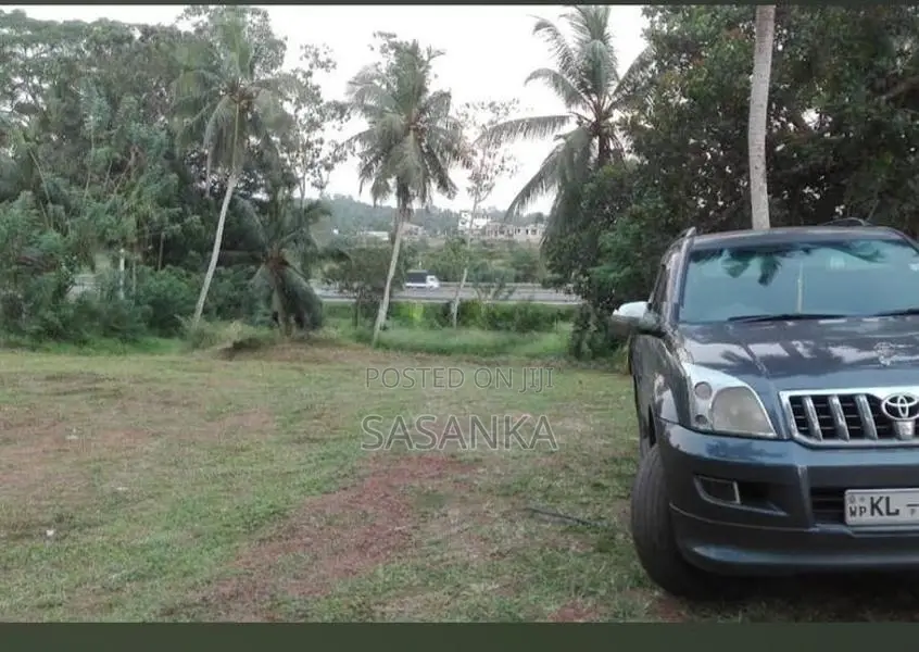 Kottawa Horana Road Hotel For Rent (Cabanas)