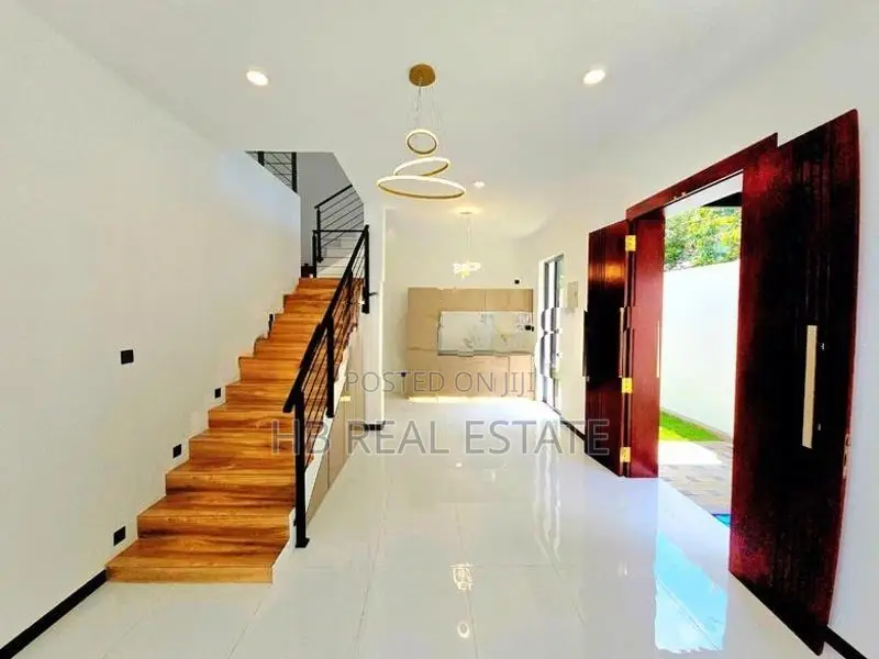 Architecture Designed Luxury Two Story House Siddamulla