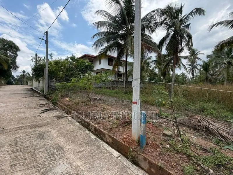 Land For Sale In Udugampola