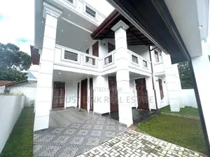 BRAND NEW LUXURY 03 STOREY HOUSE FOR SALE IN JA ELA WELIGAMPITIYA