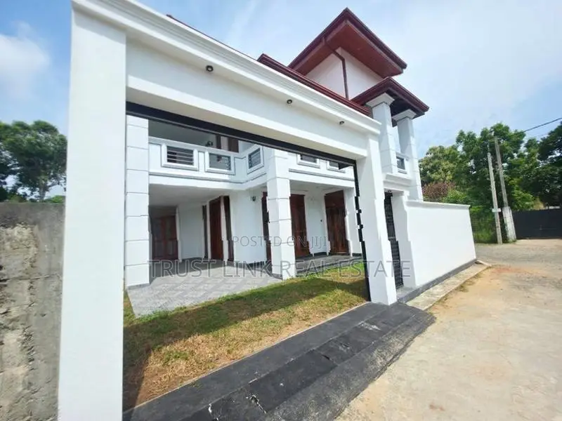 BRAND NEW LUXURY 03 STOREY HOUSE FOR SALE IN JA ELA WELIGAMPITIYA