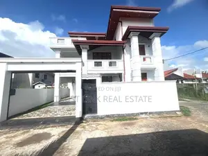 BRAND NEW LUXURY 03 STOREY HOUSE FOR SALE IN JA ELA WELIGAMPITIYA