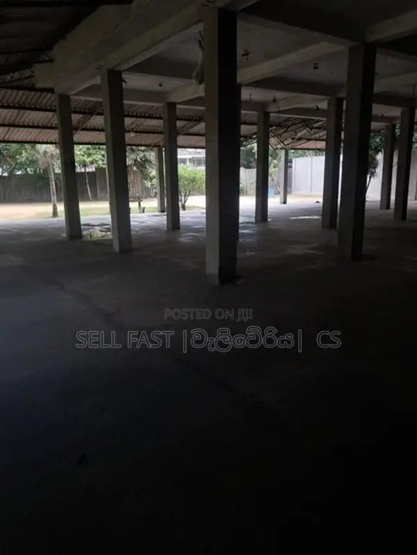 Building for rent in Belummahara | Gampaha (facing Kandy road )