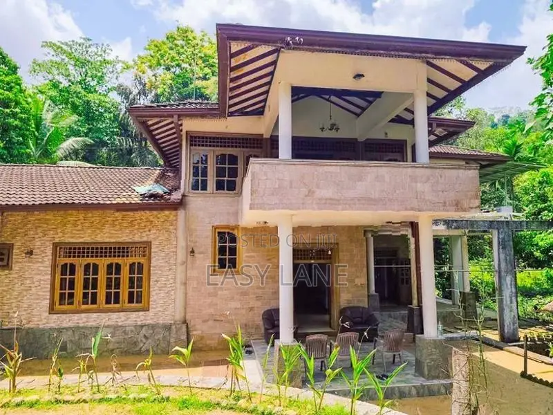 දිය පාරකට මායිම් වූ සුපිරි වටිනා දේපළක් / SA 12406