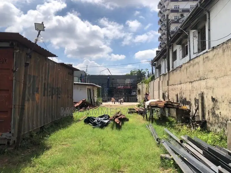 Land For Rent in W.A.Silva Mawathe Wellawatte Colombo.06