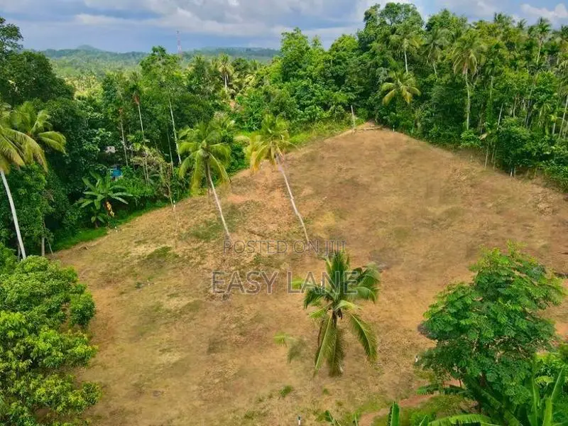 Land for sale in mirigama / RU 9781