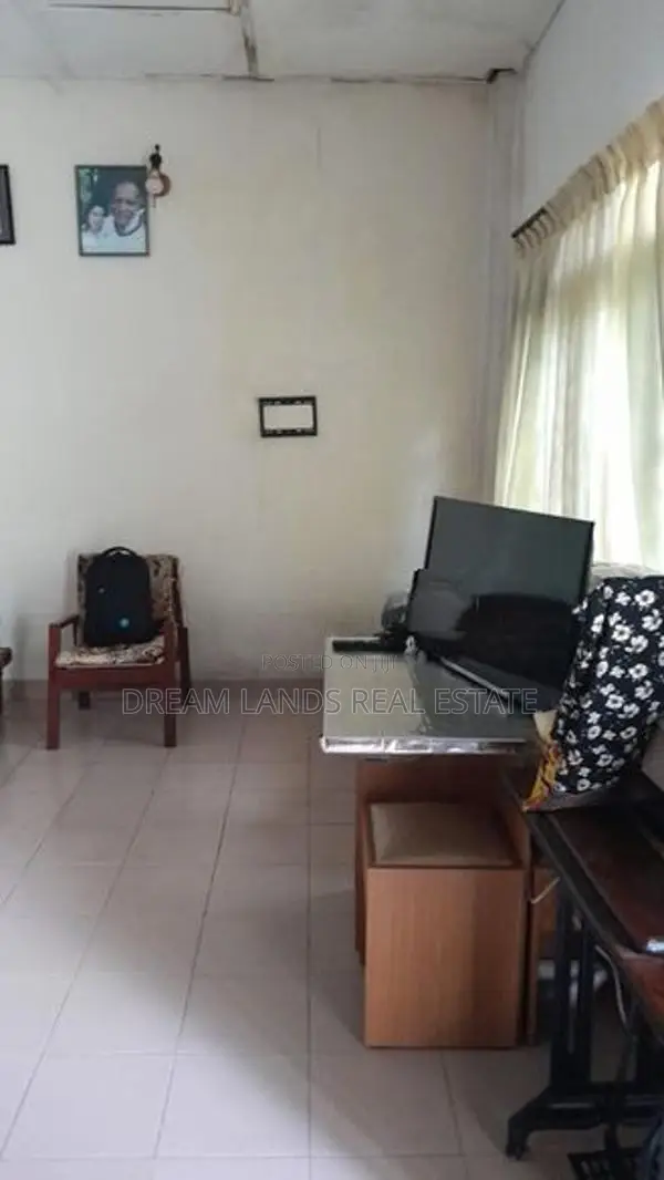 8BED HOUSE FOR SALE IN KELANIYA (SP1273)
