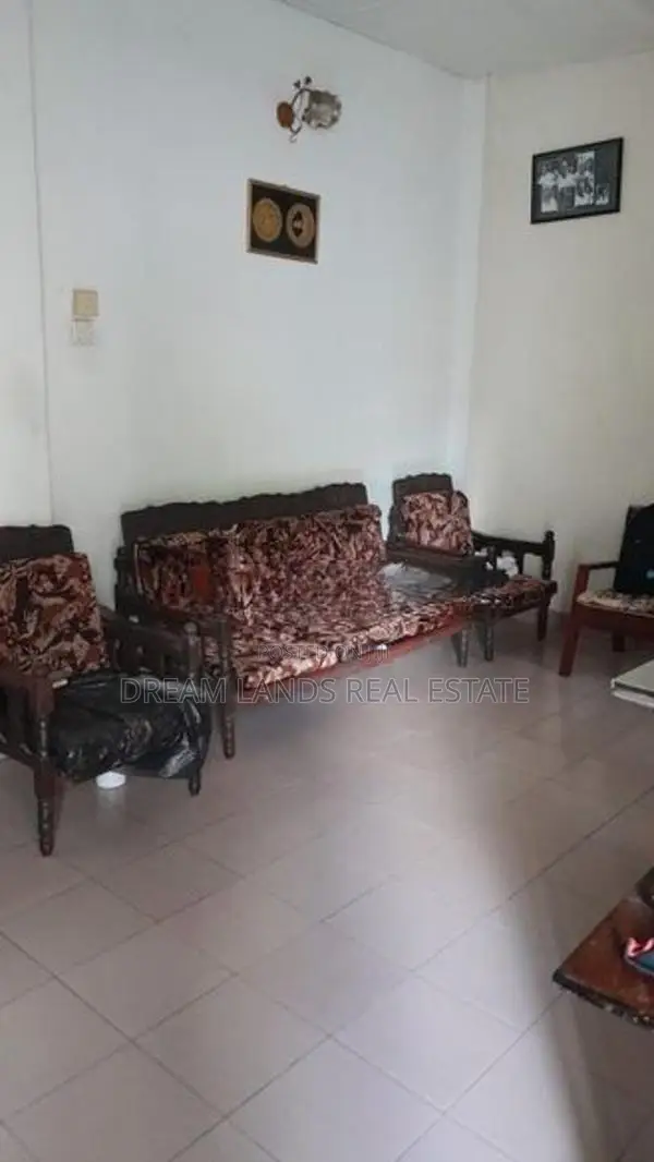 8BED HOUSE FOR SALE IN KELANIYA (SP1273)
