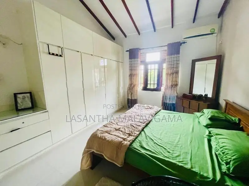 12 Perch Luxury Two Storey House for sale in Athurugiriya