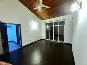 18.5 Perch single storey House for sale in Athurugiriya