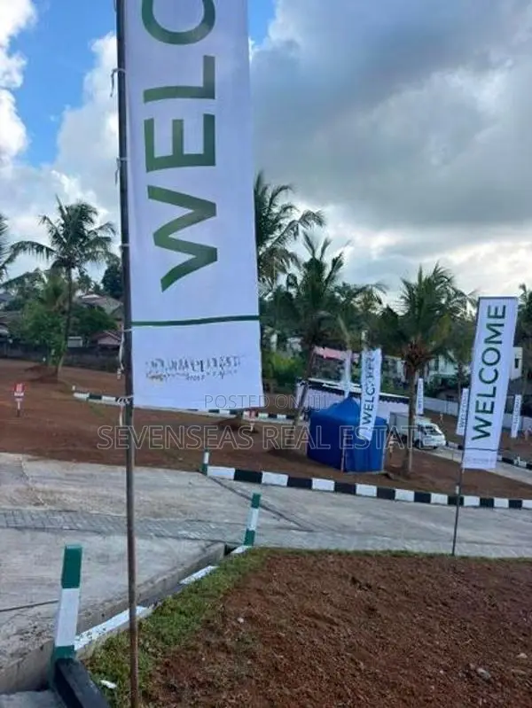 valuable land in maththegoda road polgsovita