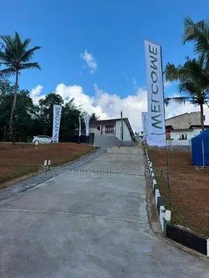 valuable land in maththegoda road polgsovita
