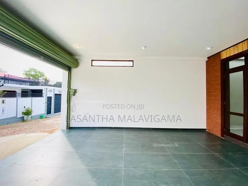 Brand New Modern Two Storey House for sale in Athurugiriya