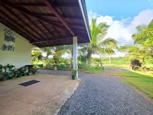 මනරම පරිසරයක පිහිටි පර්චස් 25 ක තෙමහල් නිවස විකිනීමට