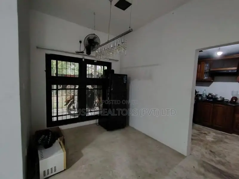 Charming House for Sale In, Kaduwela