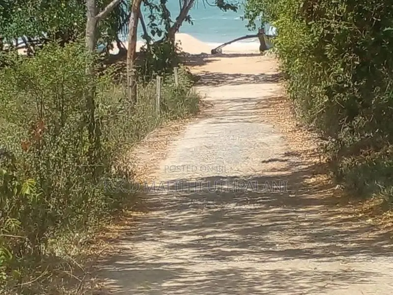 Land For Sale Polhena Mathara