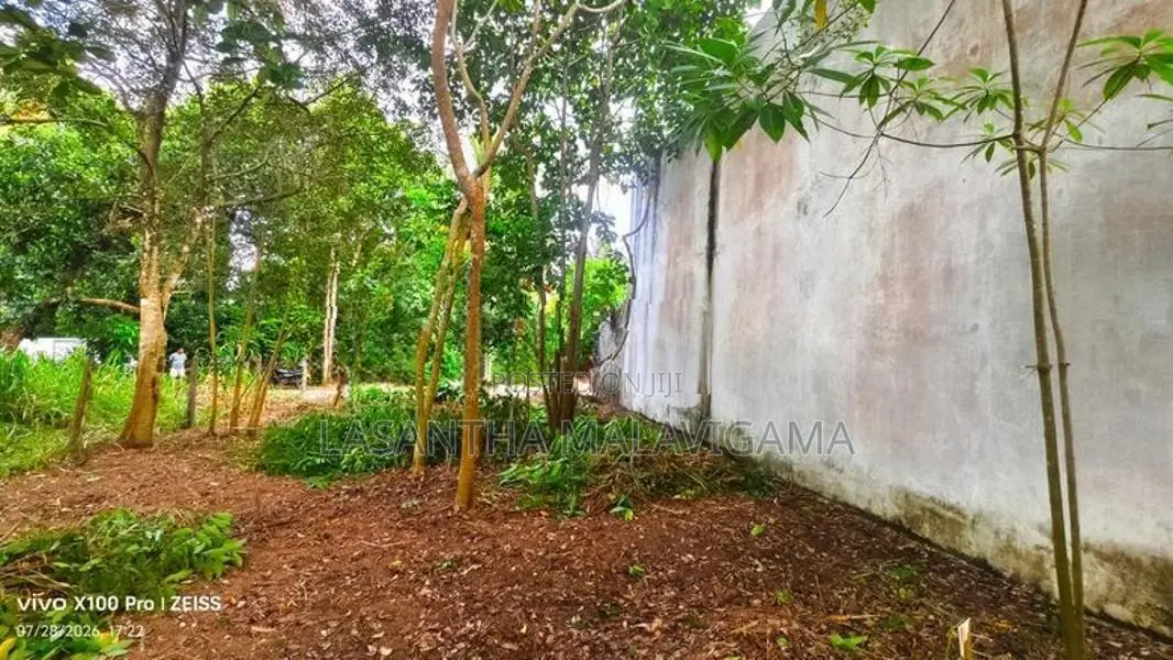 7.3 Perch Land for Sale in Nugemulla Kottawa