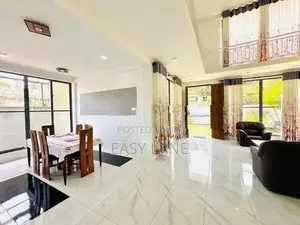 යක්කල නගරයෙන් අඩි 20 පාරට මුහුණලා අංගසම්පූර්ණ දෙමහල් නිවසක් / RU 13603