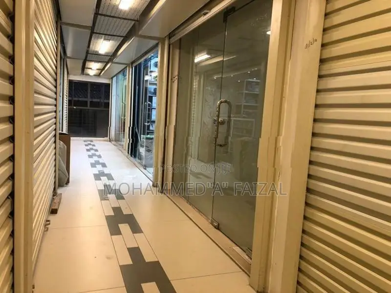 Shop For Rent in 1St Cross Street Pettah Colombo.11