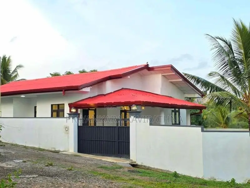 පර්චස් 11 ක අලුත්ම තනි මහල් නිවස විකිනීමට - කිරිවත්තුඩුව