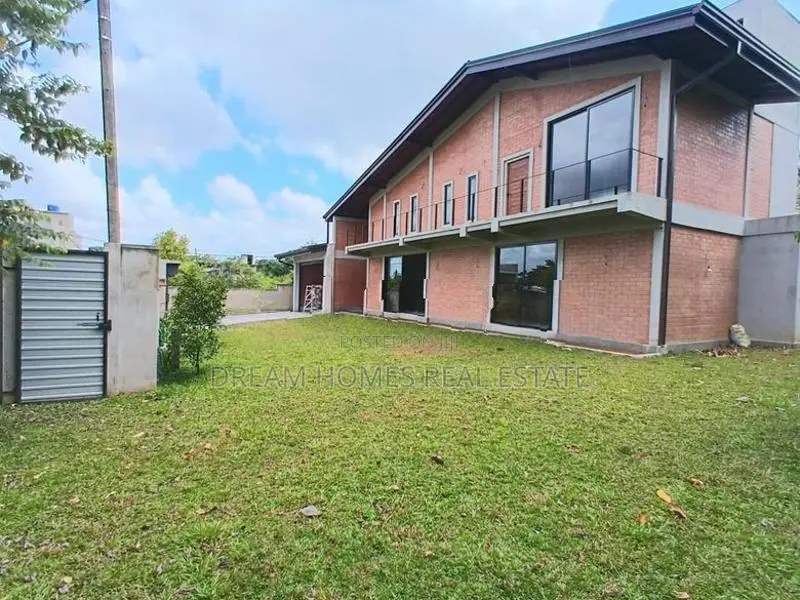 Modern Luxury Villa for Sale in Kahathuduwa
