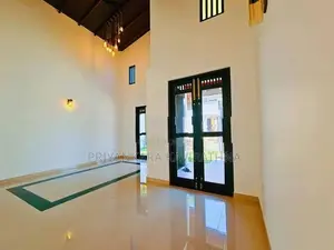 නවීන පන්නයේ අලුත්ම නිවස විකිනීමට - බටුවන්දර