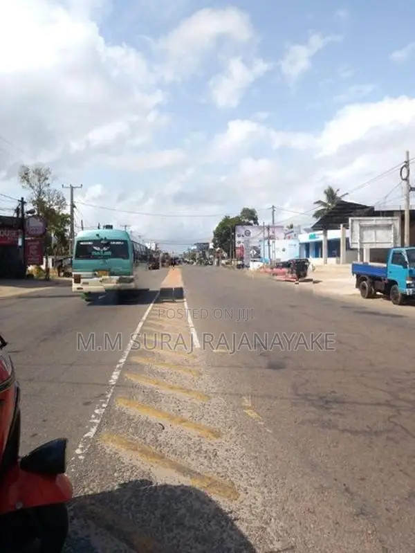 Building for Sale in Negombo - Kurana