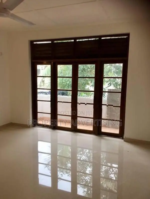 Villa Type Bungalow for Sale in Mount Lavinia