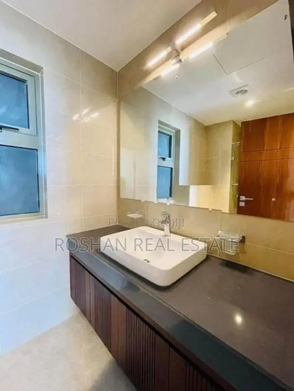 FULLY FURNISHED PRIME GRAND APARTMENT FOR RENT COLOMBO 7 CHI2778