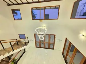Architecture Design Luxury House For Sale in Piliyandala