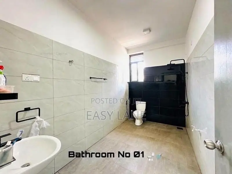 House for sale in yakkala / RU 13603