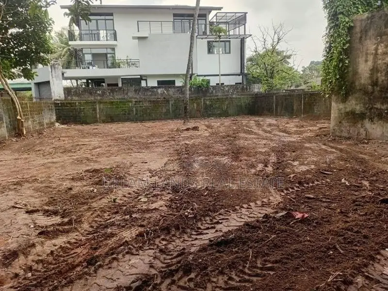 COMMERCIAL LAND FOR SALE IN THALAWATHUGODA (SP1283)