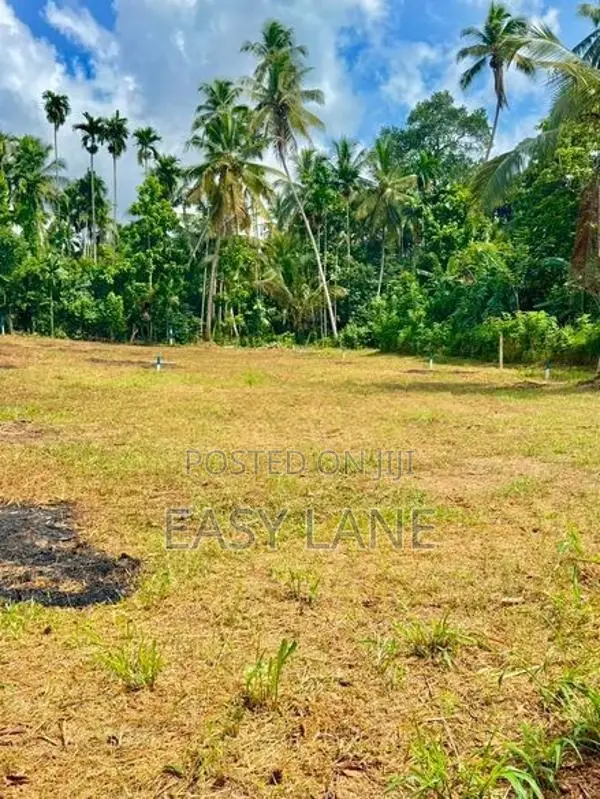 Land for sale in mirigama / RU 9781