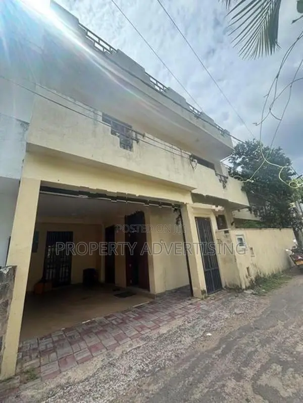 5BR house for sale in Dehiwala