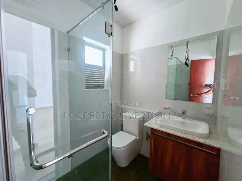 Canterbury golf - Brand New apartment for sale in piliyandala