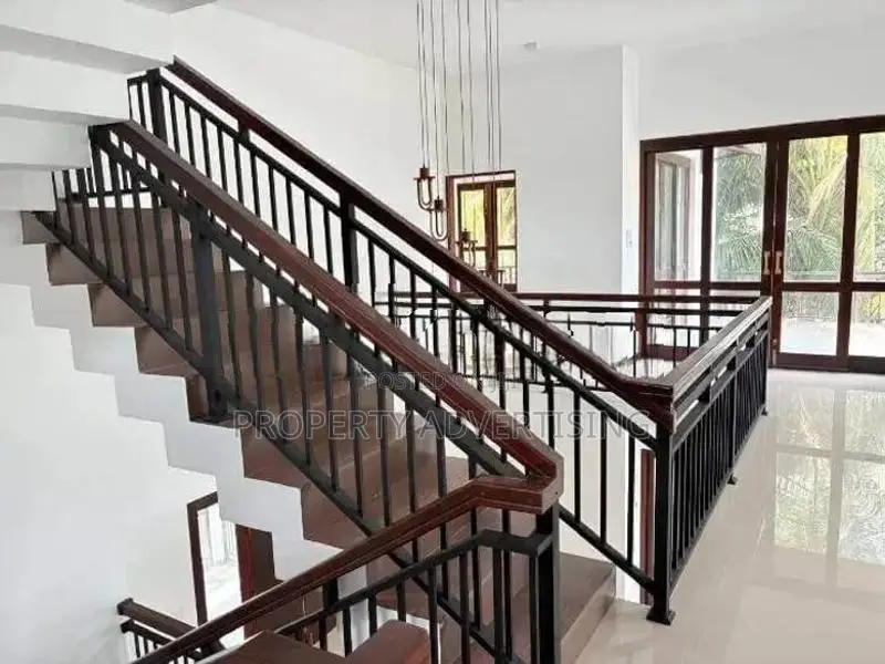 BrandNew house for sale in mount Lavinia