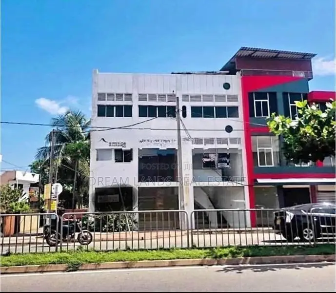 COMMERCIAL BUILDING FOR SALE IN MORATUWA (SP1287)