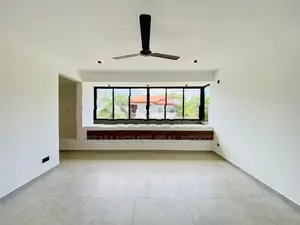 Modern Designed Luxury Home with Rooftop Terrace – Malabe