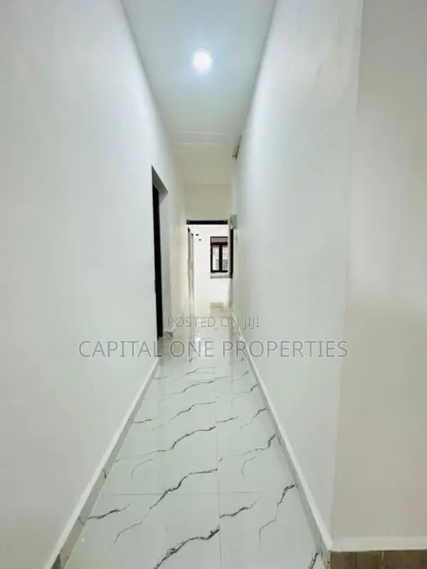 Single Storey Commercial Property For Rent In Nugegoda - 3850U