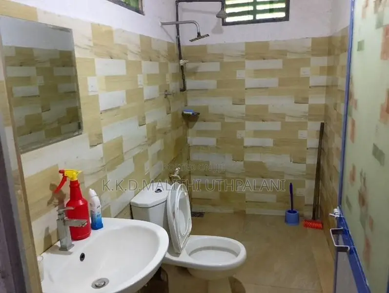 Land For Sale Dehiwala With Bilding