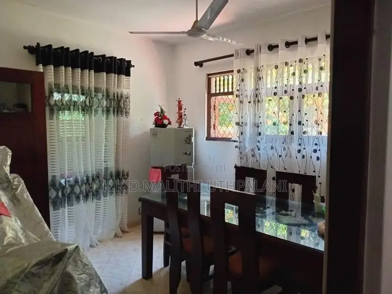 Land For Sale Mountlavinia WithEalwwa