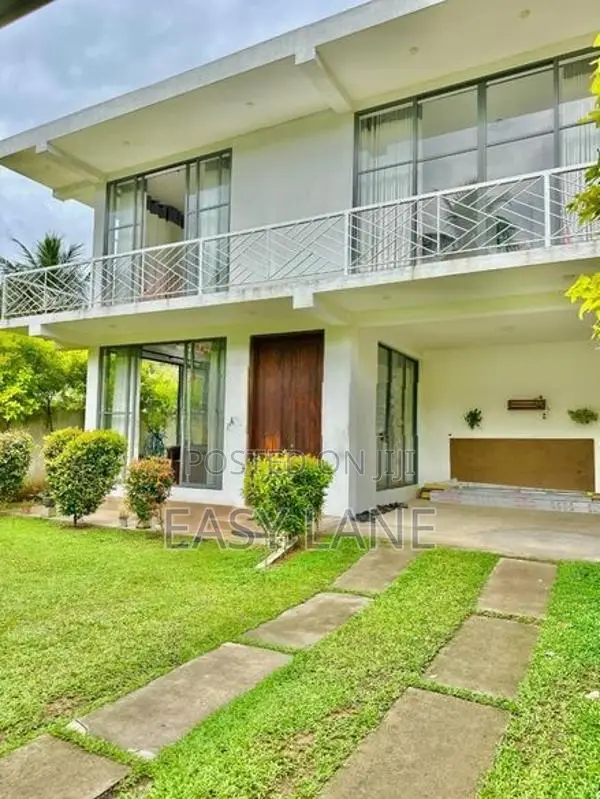 House for sale in yakkala / RU 13603