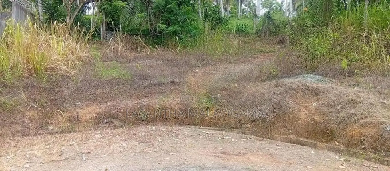 6.5 Perch Land for sale in Rathuwila Watthe Road, Athurugiriya