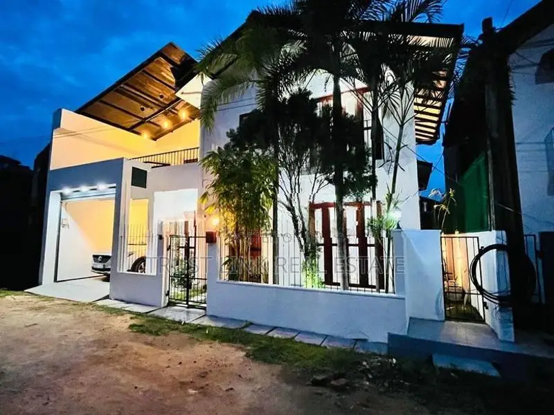 02 STOREY HOUSE FOR SALE IN JA ELA LAKE CITY