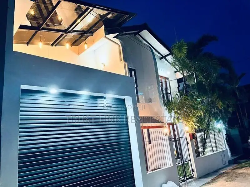 02 STOREY HOUSE FOR SALE IN JA ELA LAKE CITY