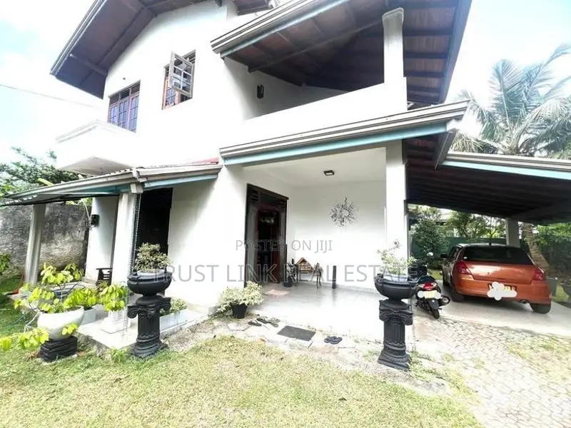 House for Sale Jaela Walking distance to Colombo-Negombo Road